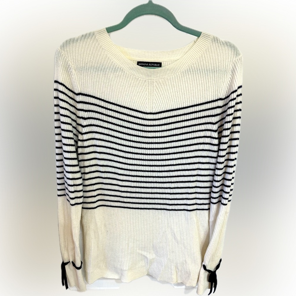 Cream & navy striped sweater